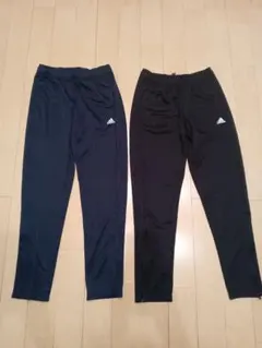 新品未使用 タグ付き adidas レギュラーフィト ネイビーとブラック