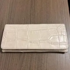 クロコダイル型押し 長財布のサムネイル