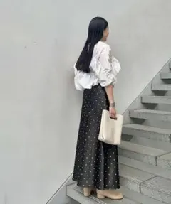 uhr サテンドットスカート