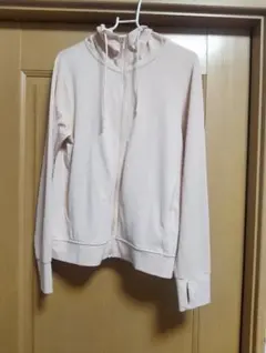 ユニクロ エアリズムUVカットフルジップパーカ