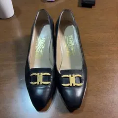 SalvatoreFerragamoオリーブグリーンハイヒール箱袋有り新品未使用 SalvatoreFerragamoオリーブグリーンハイヒール箱袋有り新品未使用