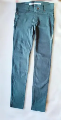 ​新品タグ付き ストレッチスキニーパンツ M ダークグリーン