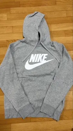 Nike グレー フーディー Sサイズ