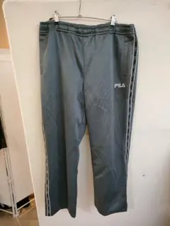 ペ*ロ様 FILA グレー トレーニングパンツ