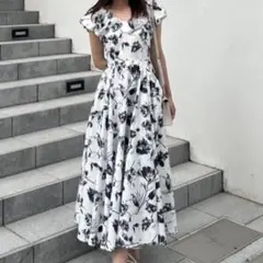 新品未使用】JENNE リーフフレアスカート L - メルカリ