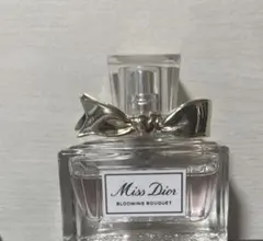 ミスディオール ブルーミングブーケ 30ml