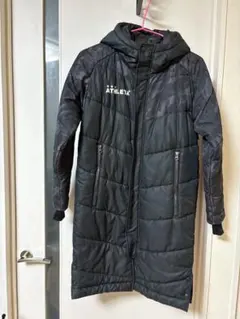 ATHLETA ベンチコート ブラック 迷彩柄140