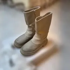 ZARA！ベージュ ジッパー付きロングブーツ21cm