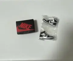 Item thumbnail for item fda79fe2-7919-42d2-a14e-7be16c647395