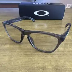 Item thumbnail for item 46c0d30c-3ede-41a0-93cf-dc6915775fd8