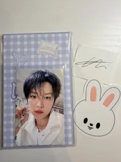 リノ リービット アクスタ コンフェッティ straykidsペンミ ランダム