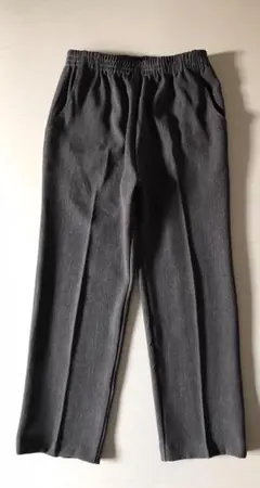 新品　日本製　ストレートパンツ　美脚