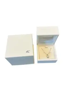 【極美品】4℃シルバーネックレス　プレゼント用箱袋付