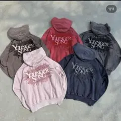 younger song エンブレム ロゴ 刺繍 ジップ パーカー ピンク