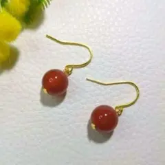 ハンドメイドピアス　685　　　　　　カーネリアンの一粒ピアス