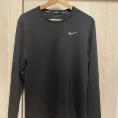 【ナイキ】長袖Tシャツ ドライフィット インナー ランニング ブラック S ジム