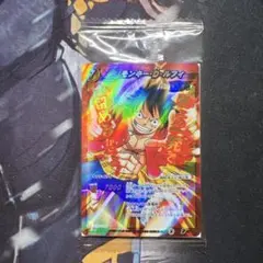 希少！ミラバト　ワンピース　モンキー・D・ルフィ プロモ・赤 超激闘Ωレア非売品