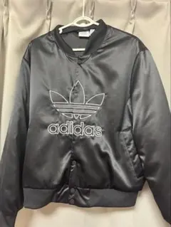 adidasオリジナル ジャケット