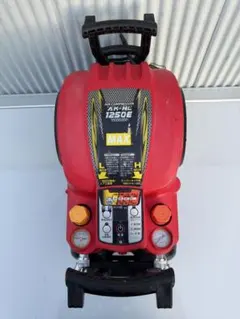 値下げ　ジャンク品　エアーコンプレッサー　MAX　AK-HL1230E MAX エアーコンプレッサー AK-HL1230E ジャンク品 部品取り修理不可