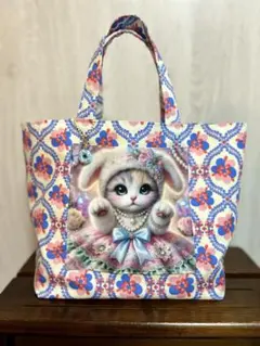 トートバッグパネル生地　うさ猫　ドーナツチャーム