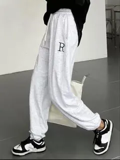 文字刺繍入り スウェットパンツのサムネイル