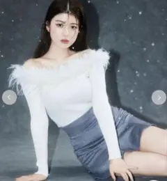 snidel オフショルフェイクファードッキングプルオーバー