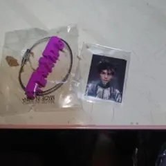 岩田剛典さんSPACECOWBOYラバーキーホルダーステッカーセット