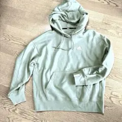 addidas フード付きトレーナー　パーカー