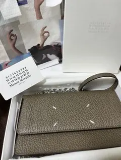 Maison Margiela 4ステッチ チェーン ウォレット ヌアージュ - メルカリ