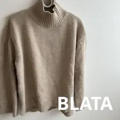BLATA ベージュ タートルネック ニットセーター 長袖