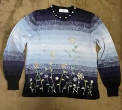美品⭐︎ 刺繍ニットセーター