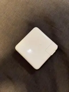 Apple純正 61W USB-C 電源アダプタ A1947