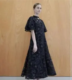 acka [Édition] glow flare dress 黒2 - メルカリ