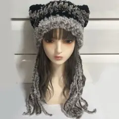 32ハンドメイド　猫耳ニット帽　紐付き　ふわふわ　高貴な子猫ちゃん風　y2k