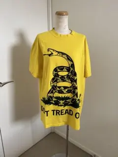 VETEMENTS ドント・トレッド・オン・ミー Tシャツのサムネイル
