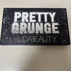PRETTY GRUNGE アイシャドウパレット　huda beautyのサムネイル