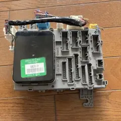 三菱 ミニキャブ U42T エンジンコントロールユニット MD308737 - メルカリ