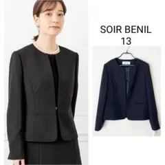 【タグ付き】ソワールベニール大きいサイズ ノーカラーのシンプルなジャケット黒