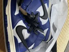 AMBUSH × NIKE DUNK HIGH "DEEP ROYAL"のサムネイル