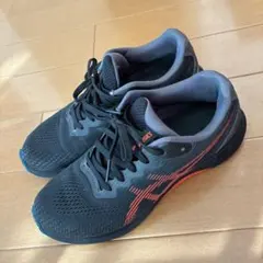 asics スニーカー 24.5cm ブラック ランニングシューズ