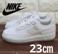 ナイキ　NIKE ウィメンズ　エアフォース1 ’07 ライト イリディセント