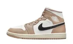 Nike Air Jordan 1 ベージュ/ホワイト/ブラック ハイカット
