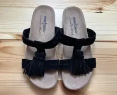 MINNETONKA Samansa Mos2 コラボ サンダル タッセルのサムネイル