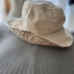 刺繍入りバケットハット クリーム色 ベージュ