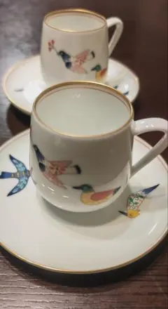 美品、色鍋島焼きのコーヒーカップ2客 - メルカリ