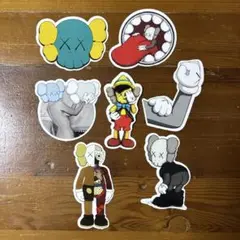 2025年最新】KAWS ステッカーの人気アイテム - メルカリ