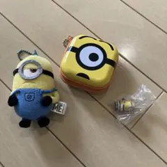 ミニオンズ キーホルダー　ミニキーホルダー　缶ケース