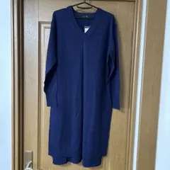 ☆Aga ネイビー Vネック 長袖ニットワンピース