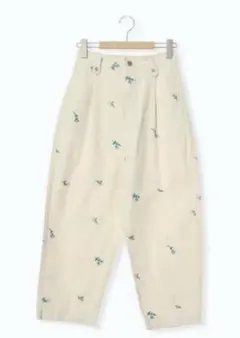 サマンサモスモス 刺繍入りデニムツイルカーブパンツ