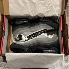 ミディアムオリーブ